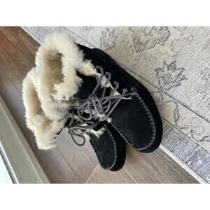 UGG Black Suede Shearling Lined Moccasin Boots women’s size 5